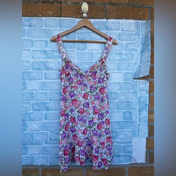 Resa Missy Floral Mini Dress size large - Picture 2 of 16